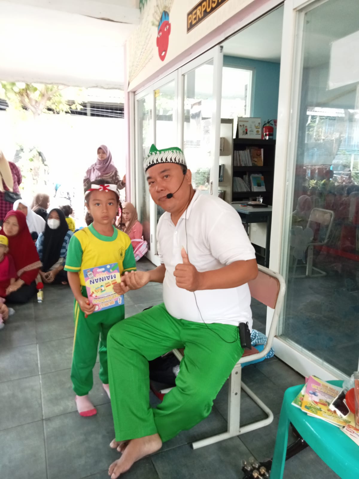 Peringatan Hari Ibu Nasional : Mendongeng Bersama Kak Ardy